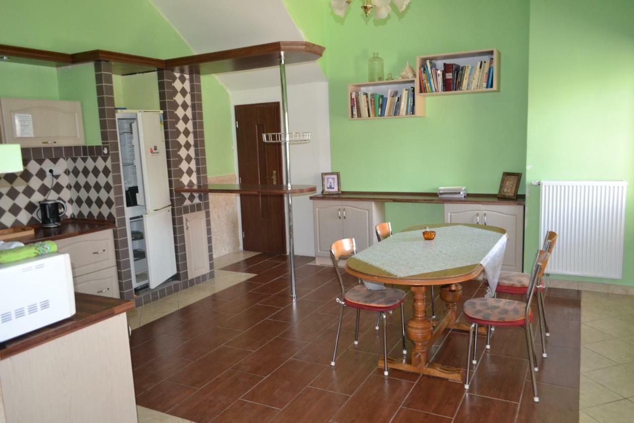 Apartmany Alex S Bazenom Kalonda Esterno foto